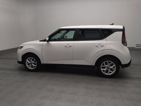 Used 2025 Kia Soul S FWD image 3