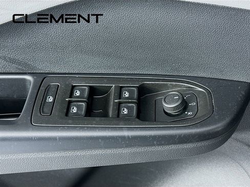 Used 2024 Volkswagen Taos S FWD image 20