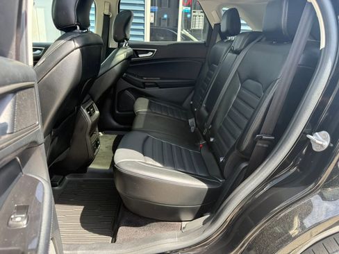 Used 2016 Ford Edge SEL w/ Equipment Group 201A AWD/4WD image 30