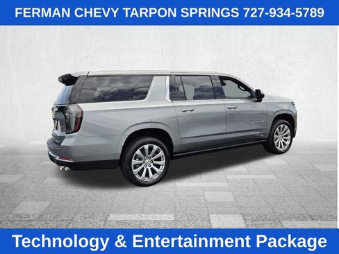New 2026 Chevrolet Suburban Premier AWD/4WD image 11