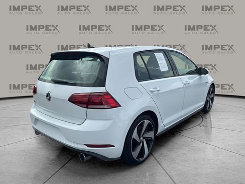 Used 2020 Volkswagen GTI SE image 5