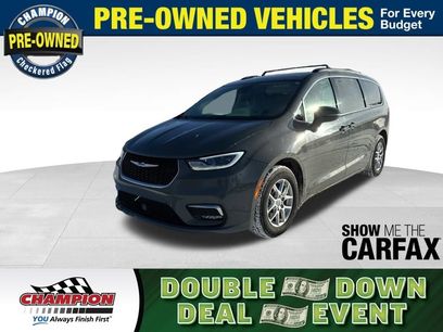 Used 2022 Chrysler Pacifica Touring-L