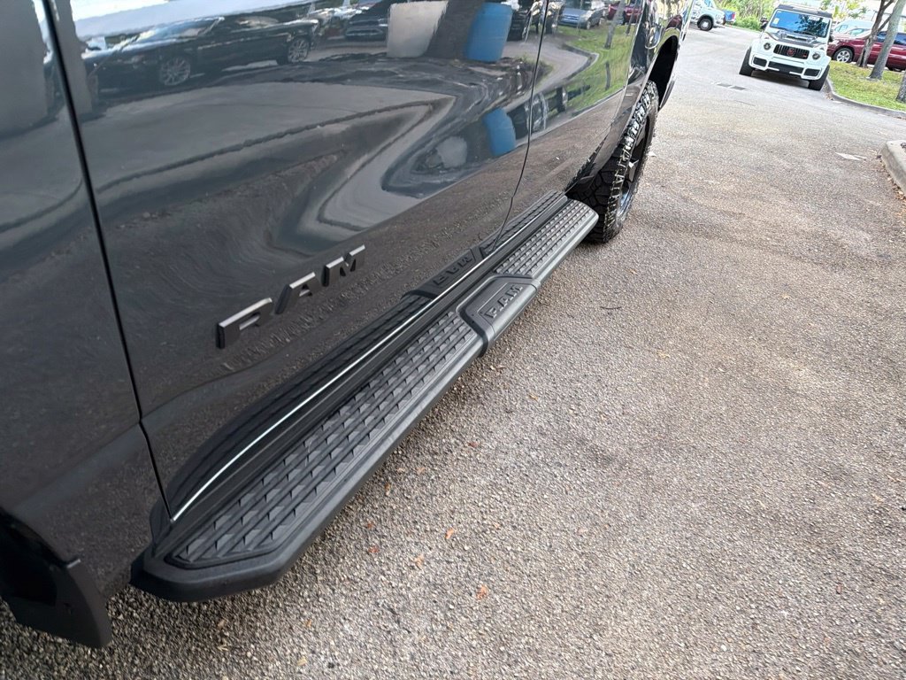 Used 2025 RAM 1500 Warlock AWD/4WD image 14