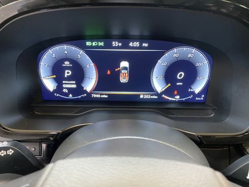 Used 2025 INFINITI QX60 Luxe image 38