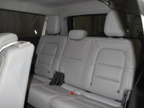 Used 2023 Lincoln Navigator L Reserve w/ Equipment Group 201A image 31