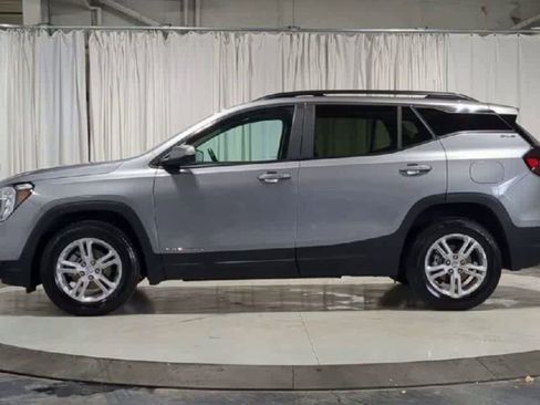 Used 2023 GMC Terrain SLE w/ Driver Convenience Package AWD/4WD image 6