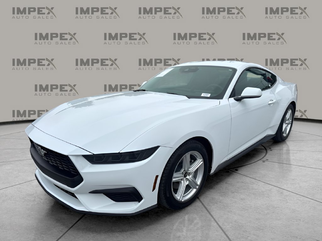 Used 2026 Ford Mustang Coupe RWD image 1