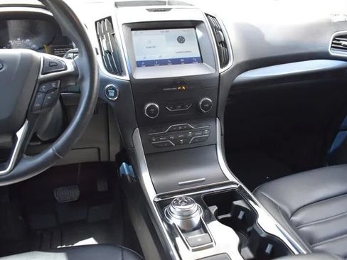 Used 2020 Ford Edge SEL AWD/4WD image 21