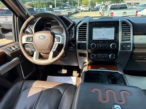 Used 2017 Ford F250 King Ranch w/ King Ranch Ultimate Package AWD/4WD image 10