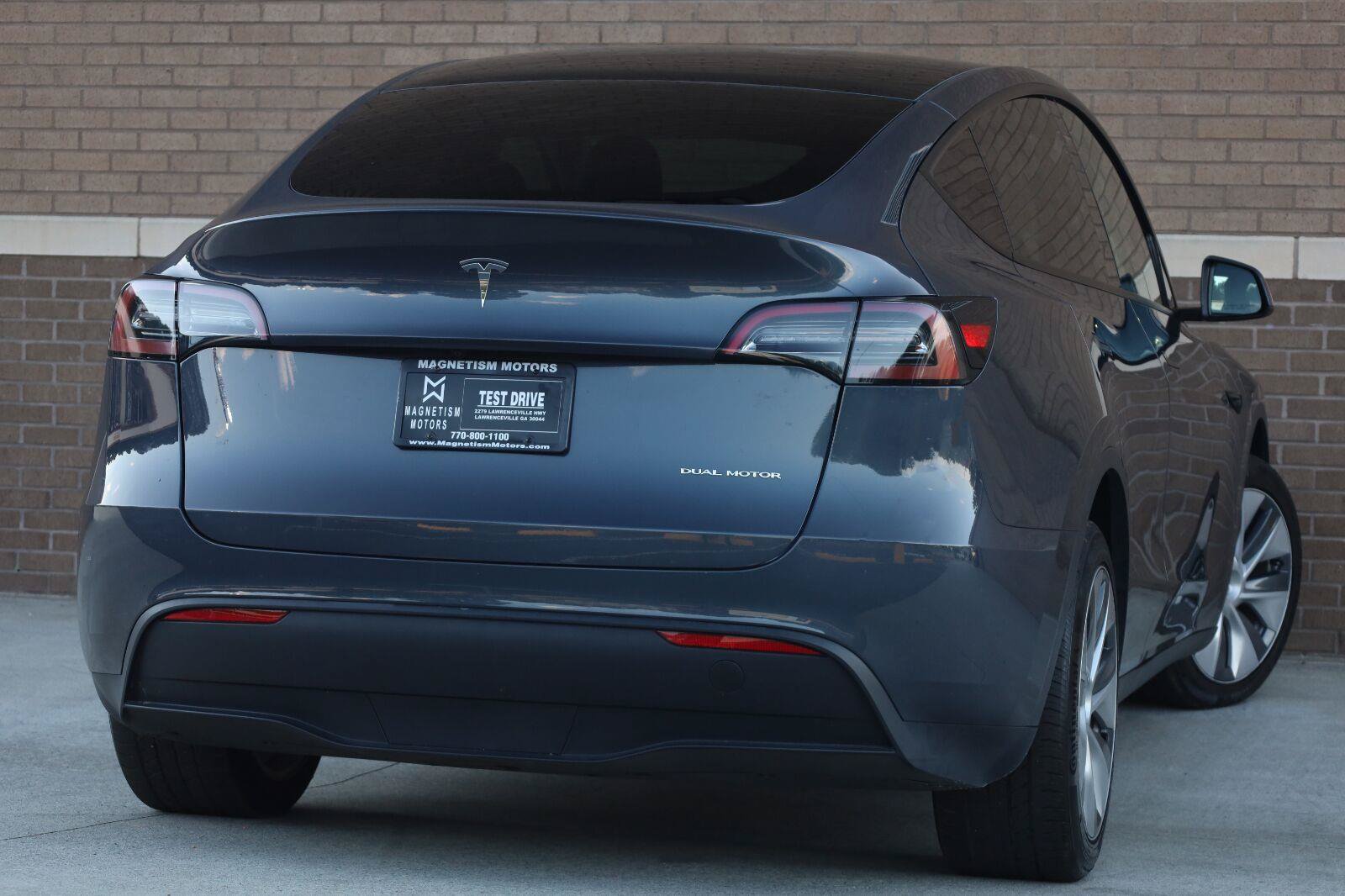 Used 2023 Tesla Model Y Long Range AWD/4WD image 11