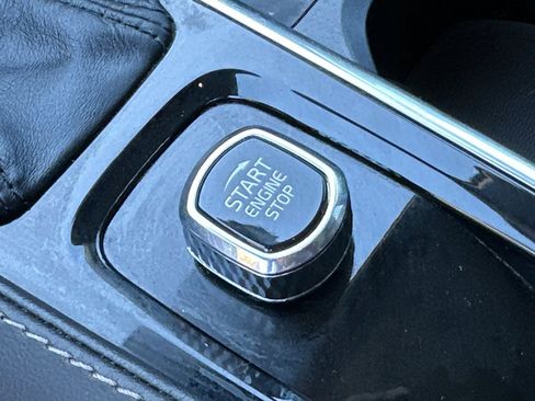 Used 2022 Volvo XC90 T6 Inscription image 35