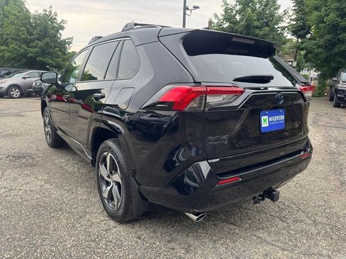 Used 2023 Toyota RAV4 SE AWD/4WD image 4
