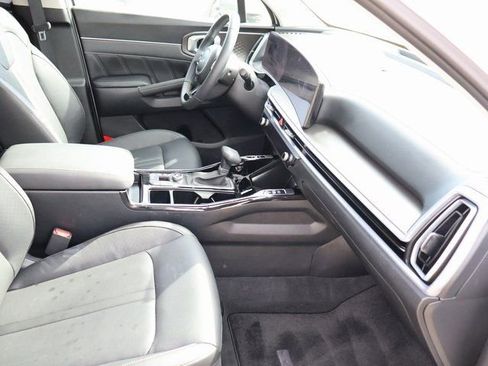 New 2025 Kia Sorento SX FWD image 11