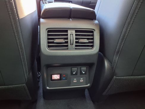 New 2026 Nissan Rogue Platinum image 24