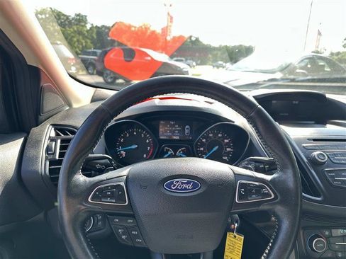 Used 2018 Ford Escape SE w/ SE Sport Appearance Package AWD/4WD image 15