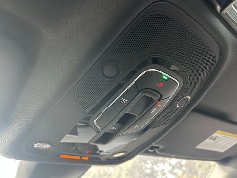 Used 2022 Audi A4 2.0T Premium w/ Convenience Package image 53