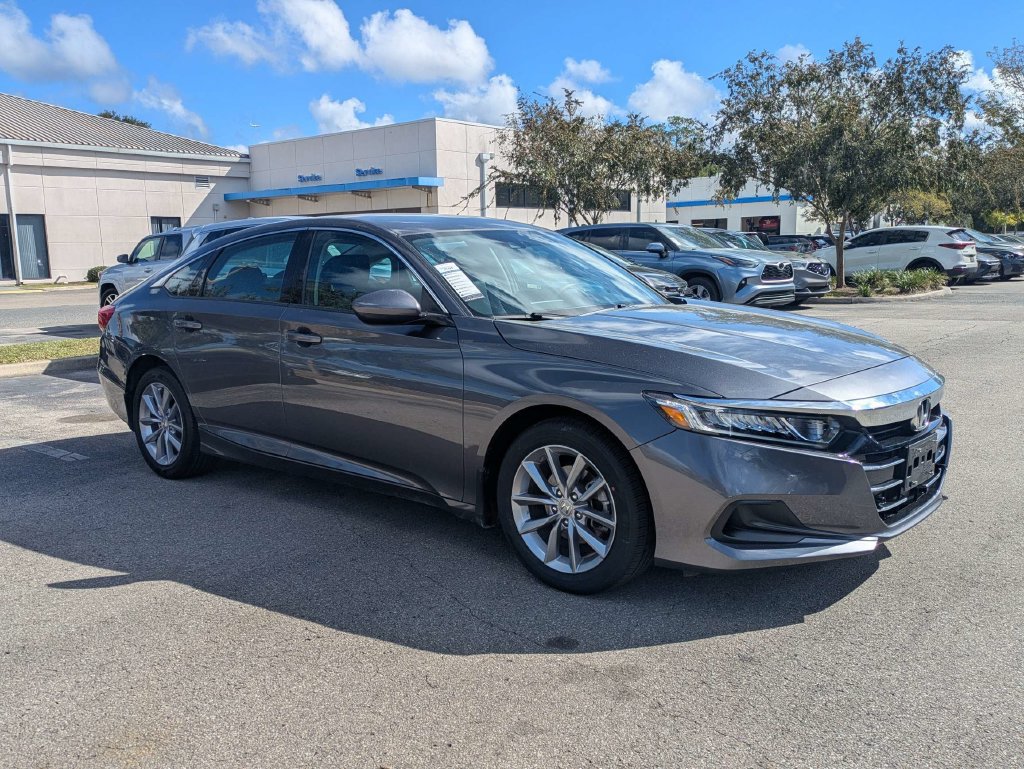 Certified 2022 Honda Accord LX image 2
