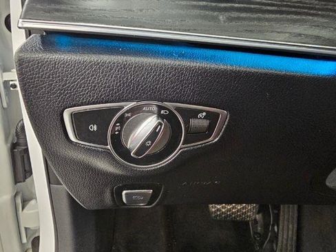Used 2018 Mercedes-Benz E 300 4MATIC image 14