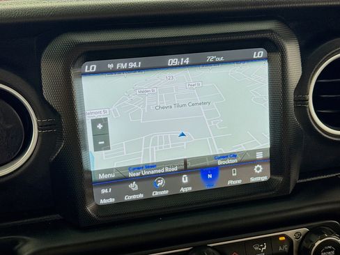 Used 2023 Jeep Wrangler Unlimited Rubicon 4xe w/ Cold Weather Group AWD/4WD image 2