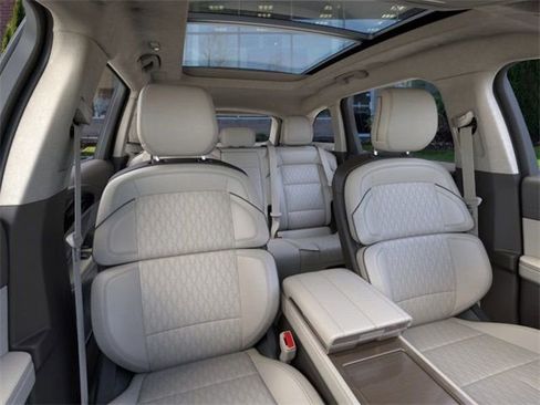 New 2025 Lincoln Nautilus Black Label image 10