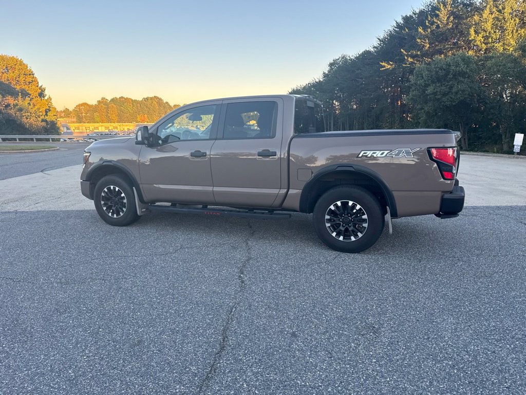Used 2021 Nissan Titan PRO-4X w/ Pro-4x Convenience Package AWD/4WD image 18