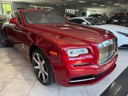 Used 2019 Rolls-Royce Wraith image 3