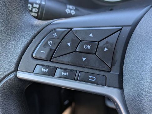 Used 2024 Nissan Altima 2.5 SV image 19