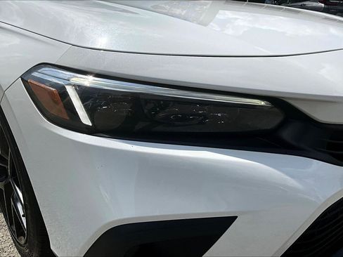 Used 2023 Honda Civic Sport image 29