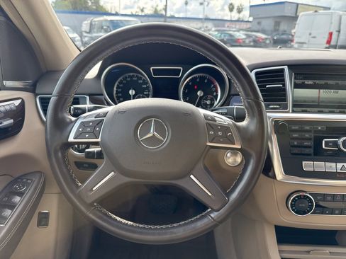 Used 2014 Mercedes-Benz ML 350 ML 350 w/ Premium 1 Package image 13