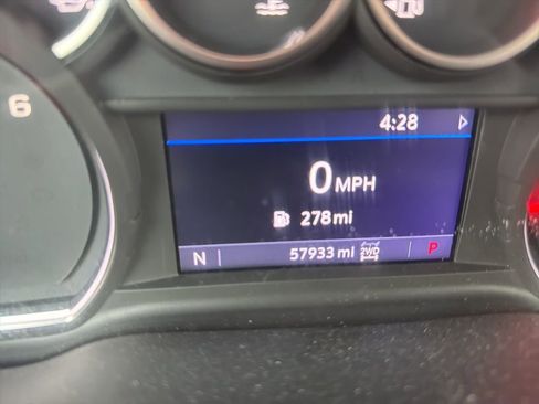 Used 2022 Chevrolet Silverado 1500 LT w/ Bed Protection Package image 10