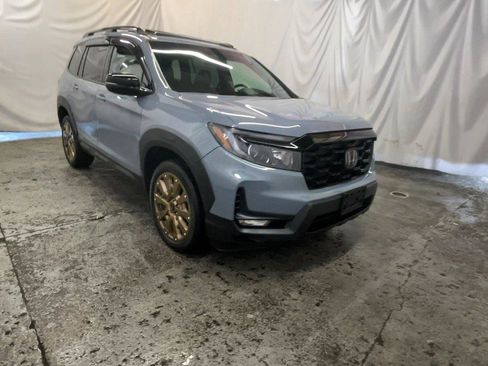 Certified 2022 Honda Passport Elite image 2