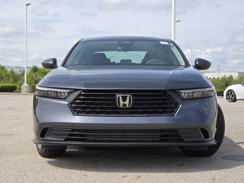 Used 2024 Honda Accord EX image 12