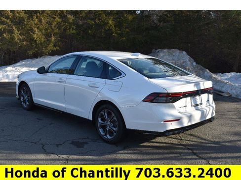 Certified 2025 Honda Accord EX-L image 5