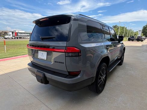 Used 2025 Lexus GX 550 w/ Cold Area Package AWD/4WD image 6