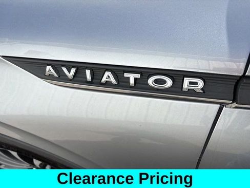 Used 2021 Lincoln Aviator Reserve w/ Elements Package Plus image 50
