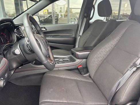 Used 2025 Dodge Durango GT AWD/4WD image 4