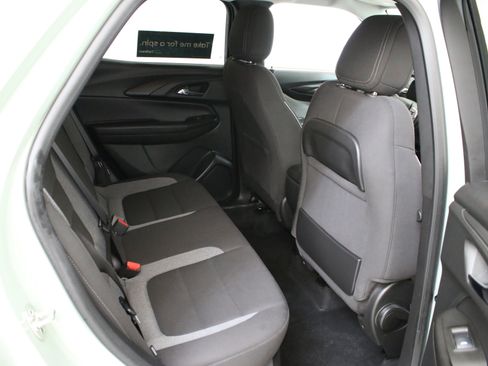 Certified 2025 Chevrolet TrailBlazer LT w/ LT Cold Weather Package FWD image 27