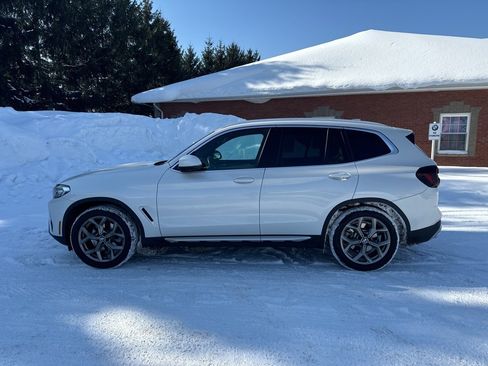 Used 2023 BMW X3 xDrive30i w/ Convenience Package image 3