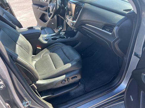 Used 2021 Chevrolet Traverse Premier image 21