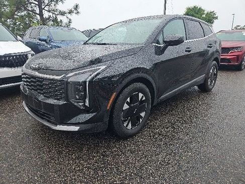 Certified 2026 Kia Sportage LX FWD image 2