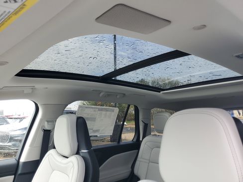 New 2026 Lincoln Aviator Reserve image 10