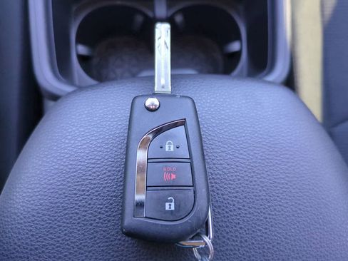 Certified 2025 Toyota RAV4 LE image 25