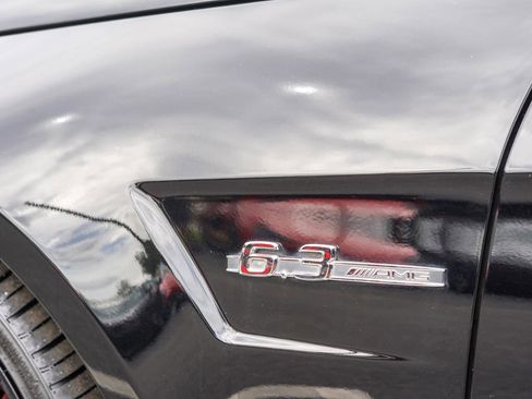 Used 2010 Mercedes-Benz E 63 AMG Sedan image 8