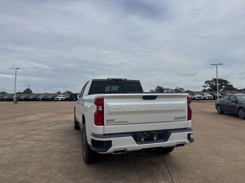 Used 2023 Chevrolet Silverado 1500 High Country w/ Technology Package AWD/4WD image 19