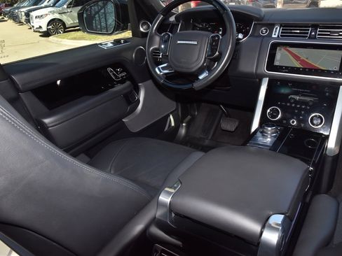 Used 2019 Land Rover Range Rover Supercharged image 15