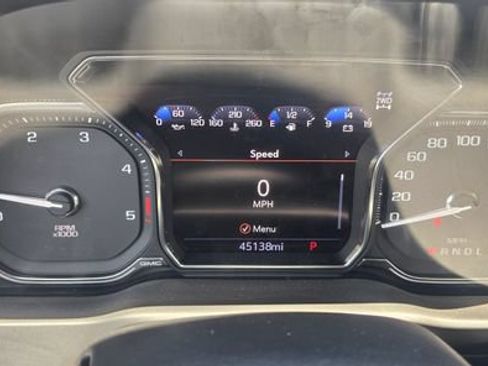 Used 2023 GMC Sierra 2500 AT4 w/ AT4 Premium Plus Package AWD/4WD image 18