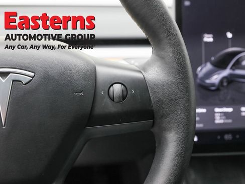 Used 2022 Tesla Model 3 Long Range image 16