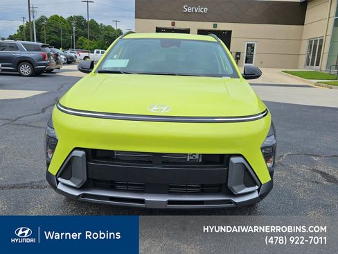 New 2026 Hyundai Kona SEL Premium image 2