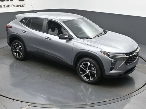 New 2026 Chevrolet Trax RS FWD image 26