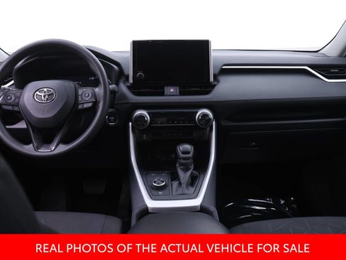 Certified 2025 Toyota RAV4 XLE AWD/4WD image 5